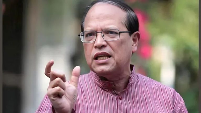 ১০১ মিলিয়ন ডলার লুটের নেপথ্যে গভর্নর আতিউর গভর্নর আতিউর