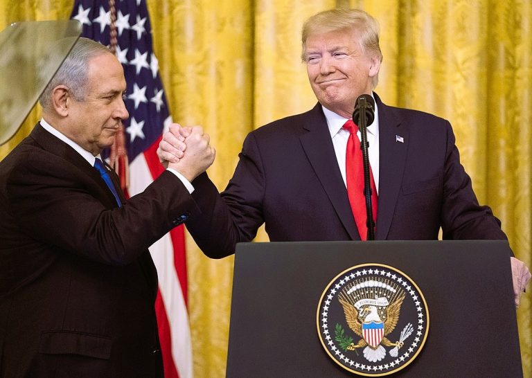 ২০০০ পাউন্ডের বোমা ইসরায়েলকে দিতে যাচ্ছে ট্রাম্প