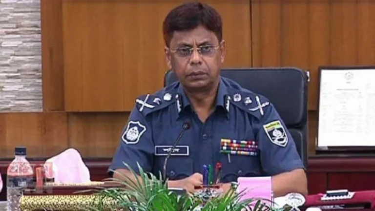 ৫৬০ কোটি টাকার দুর্নীতির অভিযোগ সাবেক আইজিপি শাহিদুলের বিরুদ্ধে