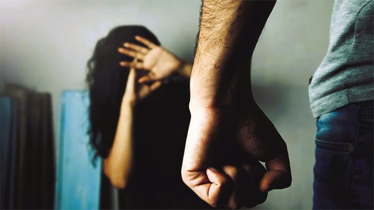 বিয়ের আশ্বাসে যৌন সম্পর্ক, দায়ী কে?