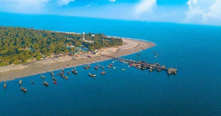 পর্যটকদের জন্য খুলছে সেন্ট মার্টিন, মানতে হবে ১২ নির্দেশনা সেন্ট মার্টিন দ্বীপ