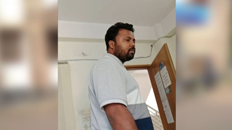 ঘাটাইলে পিডিবি কর্মকর্তার বিরুদ্ধে ঘুষ বাণিজ্যের অভিযোগ