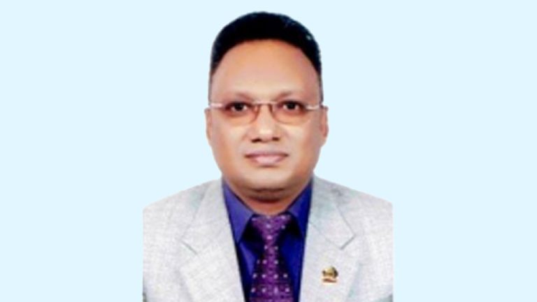 ডিডি আলমগীরের বিরুদ্ধে ঘুষের জন্য ৯১টি ফাইল আটকে রাখার অভিযোগ