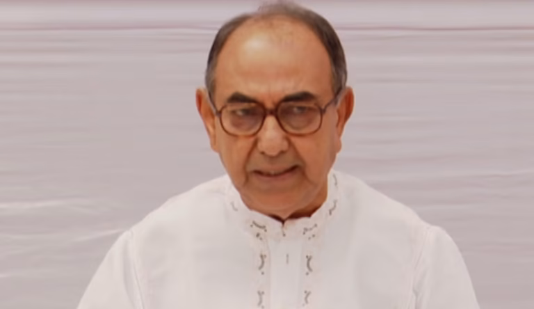 চিকিৎসা শেষে দেশে ফিরেছেন মির্জা আব্বাস মির্জা আব্বাস