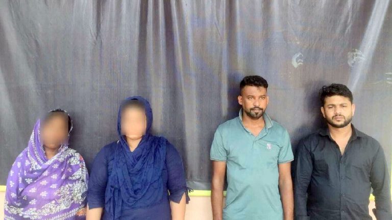 কুমিল্লায় র‍্যাবের অভিযানে গাঁজাসহ ৪ মাদক কারবারি আটক