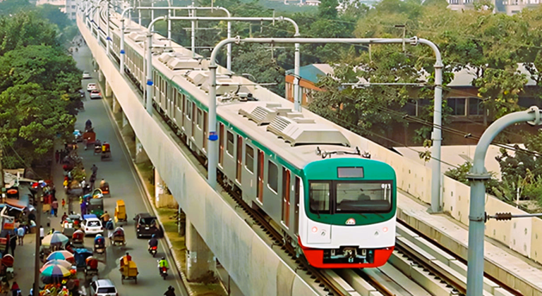 মেট্রোরেলের নিরাপত্তা নিয়ে উদ্বেগ বাড়ছে মেট্রোরেল