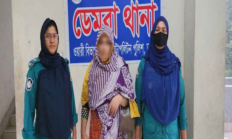 পুলিশকে ব্ল্যাকমেইল করে টাকা আদায়, অভিযুক্ত তরুণী গ্রেপ্তার