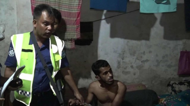 ভিক্ষা করায় বাবাকে খুন করল ছেলে ভিক্ষা করায় বাবাকে খুন করল ছেলে