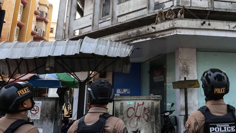 ব্যাংককে পাঁচজনকে হত্যা করে বন্দুকধারীর আত্মহত্যা