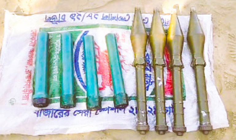 মায়ানমার সীমান্ত দিয়ে বেড়েছে অস্ত্রের পাচার