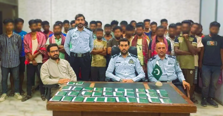 সীমান্ত অতিক্রমের সময় পাকিস্তানে ৩৩ বাংলাদেশি আটক