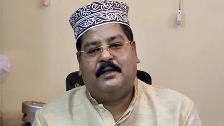 ইলিয়াস মোল্লার বিরুদ্ধে ৩৭ কোটি টাকার দুর্নীতির মামলা