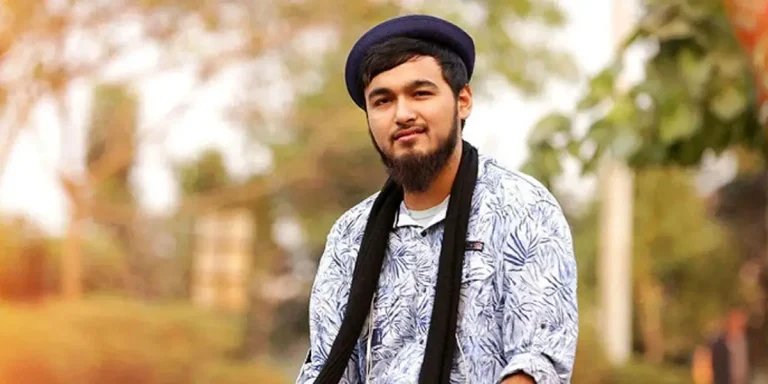 উবার চালককে মারধরের ঘটনায় নোবেল আটক এবার রাস্তায় গাড়ি চালককে মারধর নোবেলের, থানায় নিয়ে গেল পুলিশ