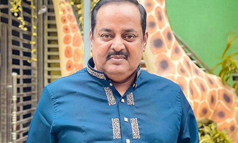 অ্যাসিড হামলার অভিযোগে ডিপজলের বিরুদ্ধে মামলা অ্যাসিড হামলার অভিযোগে ডিপজলের বিরুদ্ধে মামলা