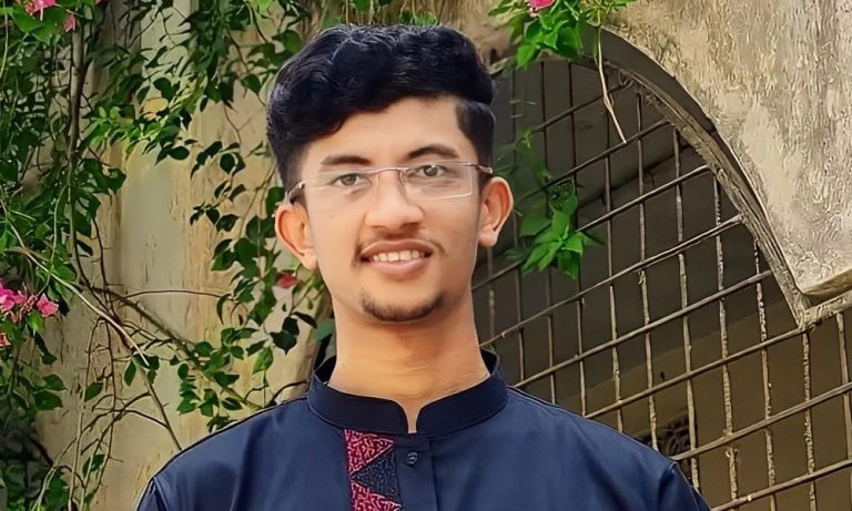 রিয়াদের ফ্ল্যাট থেকে ২ কোটি ২৫ লাখ টাকার চেক জব্দ