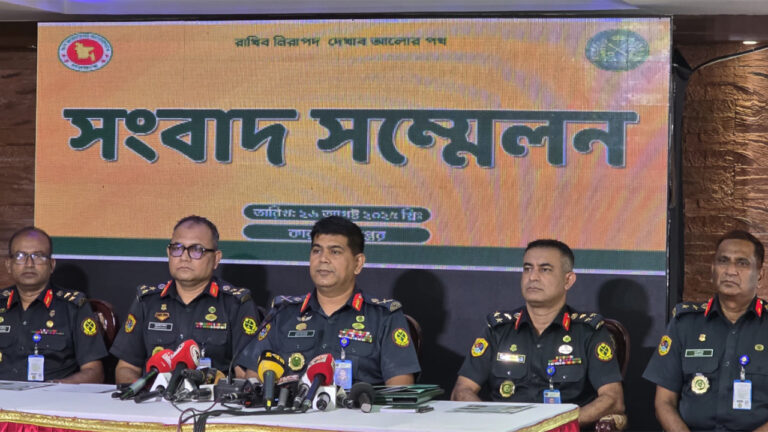 এক বছরে কারাগার থেকে ৮০ লাখ টাকা জব্দ: আইজি প্রিজন