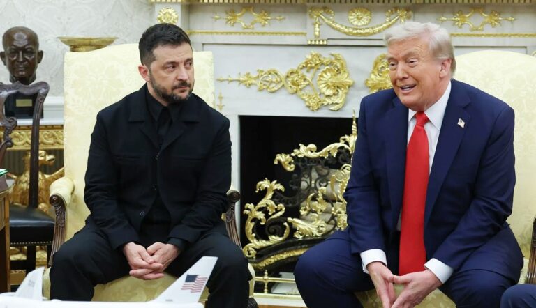 মার্কিন প্রেসিডেন্ট ডোনাল্ড ট্রাম্প ও ইউক্রেনের প্রেসিডেন্ট ভলোদিমির জেলেনস্কি। ছবি: সিএনএন