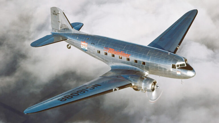 উৎপাদনে শীর্ষে ৯০ বছরের পুরনো বিমান কোম্পানি ডগলাস ডিসি-৩