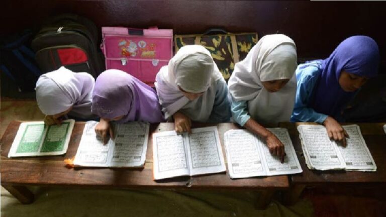 বরিশাল সরকারি কলেজের আরবির প্রভাষক চালাচ্ছেন বিলাসবহুল মাদ্রাসা বরিশাল