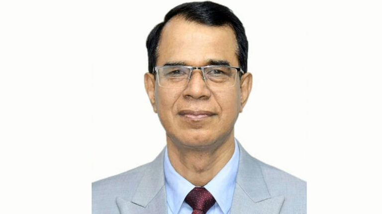 বিদেশ সফরে বাধা: বিমানবন্দরে আটকে দেওয়া হলো ডেপুটি গভর্নরকে