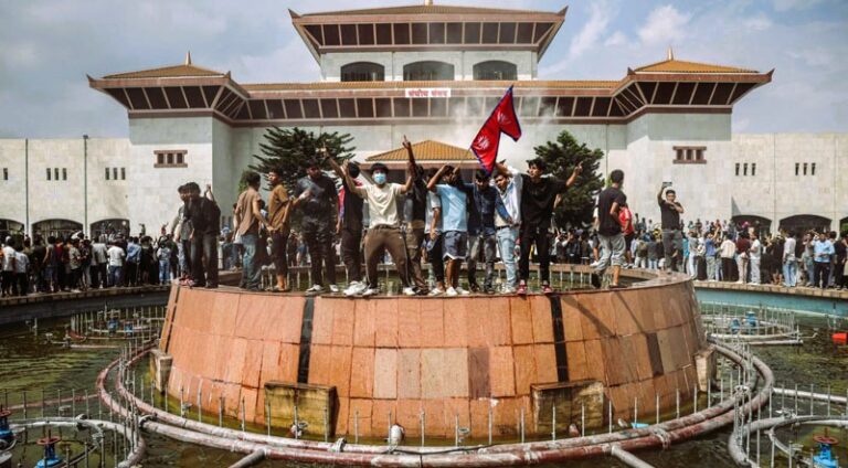 দুর্নীতি-বিরোধী বিক্ষোভে সহিংসতা তদন্তে বিচার বিভাগীয় কমিটি গঠন