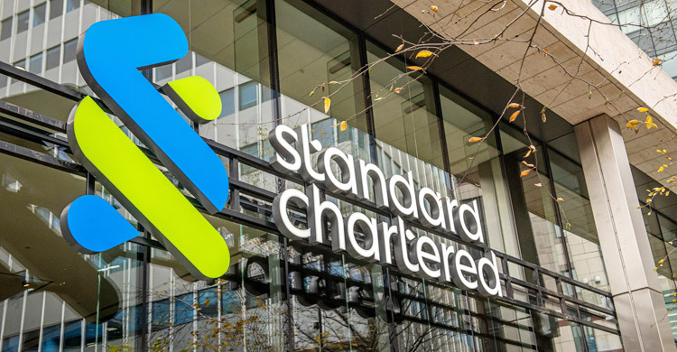 স্ট্যান্ডার্ড চার্টার্ড ব্যাংকের ৫৪ গ্রাহকের কার্ড থেকে ২৭ লাখ টাকা উধাও