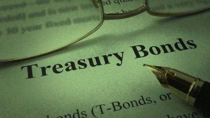 ব্যাংকগুলো কেন ট্রেজারি বন্ডে বিনিয়োগ বাড়াচ্ছে?