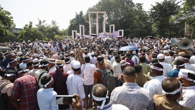 নবম দিনে শিক্ষকদের অনশন, অসুস্থ অন্তত চারজন অনশন