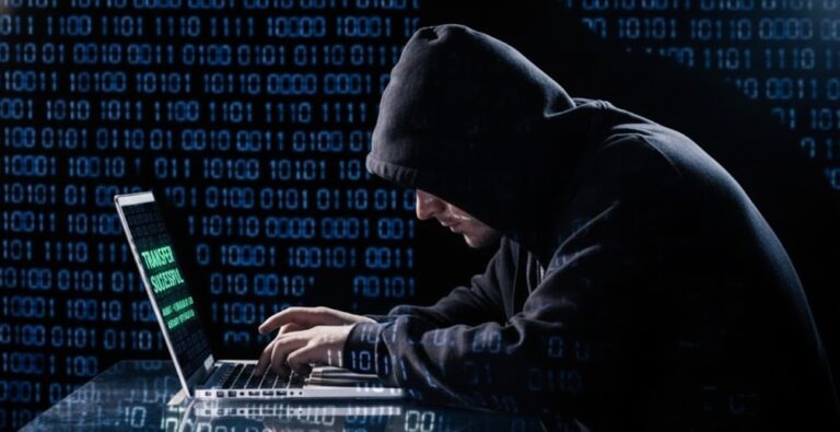 ব্যাংক খাতে সাইবার ঝুঁকি কমাতে প্রযুক্তি ও বিনিয়োগ জরুরি