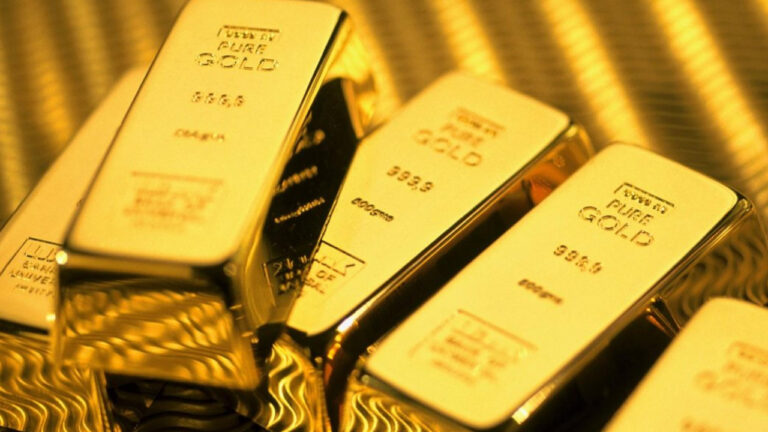 ডলার থেকে সোনায় ঝুঁকছে বিশ্বের কেন্দ্রীয় ব্যাংকগুলো