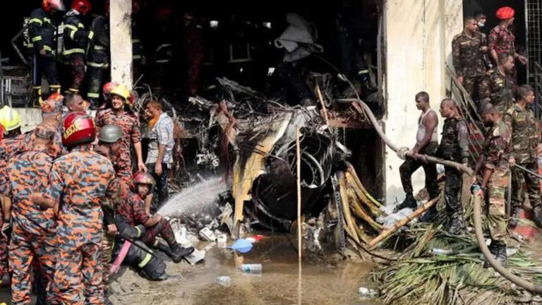 পাইলটের ভুলে মাইলস্টোনে বিমান বিধ্বস্ত, তদন্ত প্রতিবেদন জমা