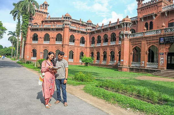 দেশের উচ্চশিক্ষা দিশাহীন—দায় নেবে কে?