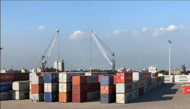 অস্বাভাবিক তাড়াহুড়ায় লালদিয়া–পানগাঁও টার্মিনালের চুক্তি