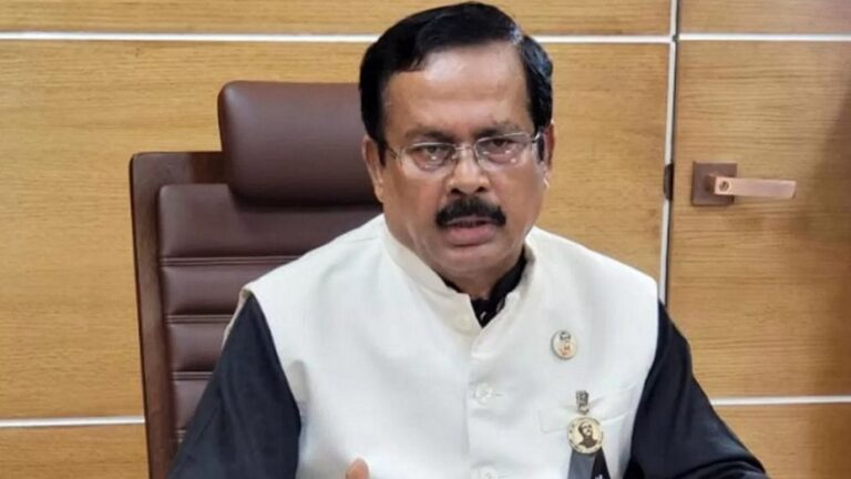 নানক ও পরিবারের ৫৭ ব্যাংক হিসাব অবরুদ্ধের আদেশ