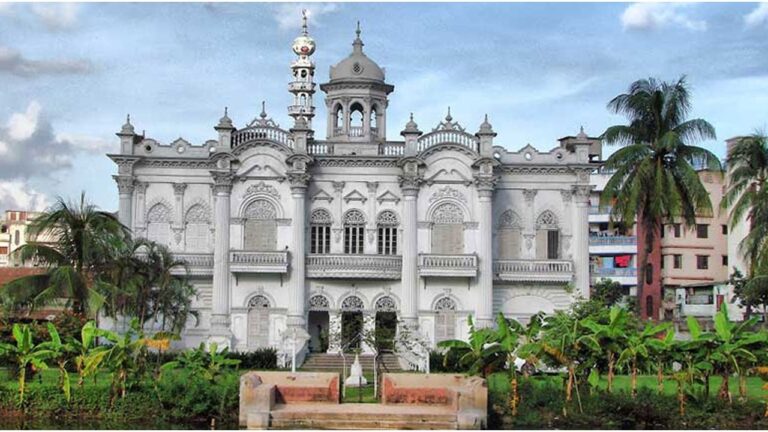 রোজ গার্ডেন কেনায় ৩৩২ কোটি টাকার দুর্নীতি