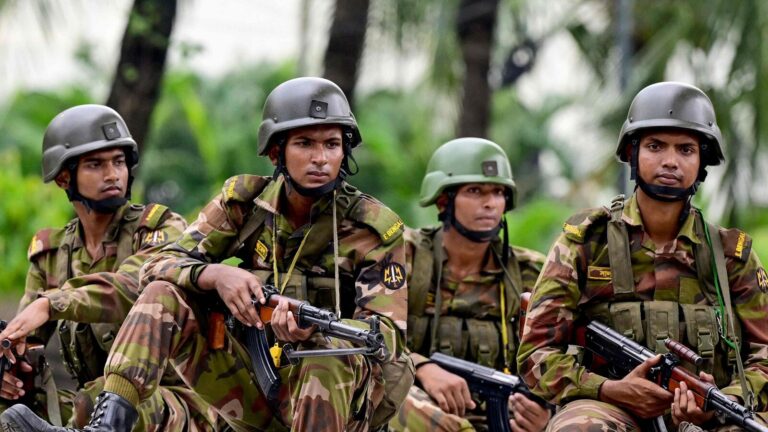 ভোটকেন্দ্রে নিরাপত্তা নিশ্চিত করতে মাঠে থাকবে প্রায় এক লাখ সেনা