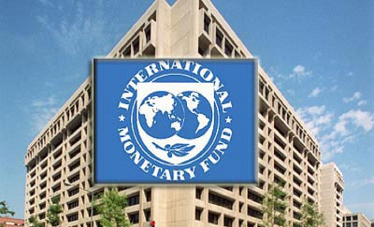 বাংলাদেশে অর্থনৈতিক অগ্রগতি হলেও ঝুঁকি অমীমাংসিত