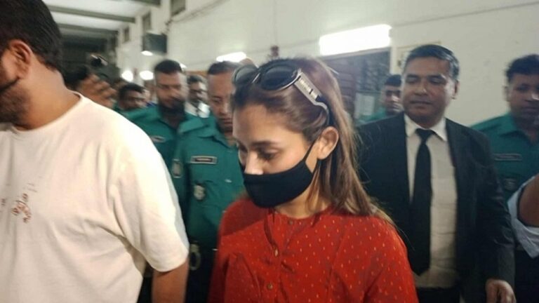 মেহজাবীন চৌধুরীর বিরুদ্ধে মামলা: অসঙ্গতি ও আইনি কাঠামো বিশ্লেষণ