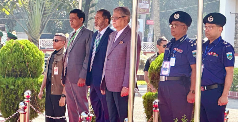 দুই দিনের সফরে নিজ জেলা পৌঁছেছেন রাষ্ট্রপতি