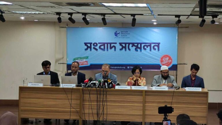 ৮৯১ জলবায়ু প্রকল্পে ২ হাজার কোটি টাকা লুটপাট