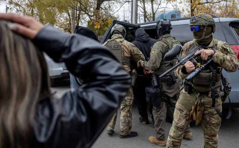 যুক্তরাষ্ট্রে ৬ শতাধিক অভিবাসীকে মুক্তির নির্দেশ দিল আদালত