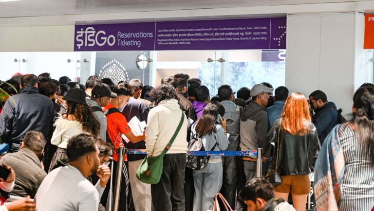 যাত্রীদের ৬১০ কোটি রুপিসহ ৩ হাজার লাগেজ ফেরত দিল ইন্ডিগো