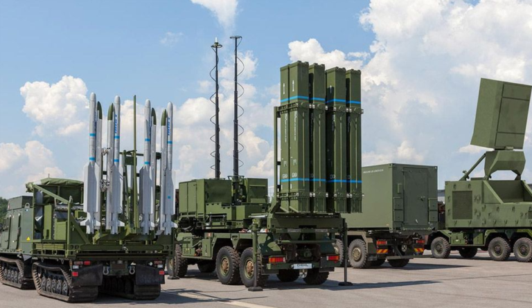 অস্ত্র উৎপাদন ও বাণিজ্যে বিশ্বে এগিয়ে আছে যেসব দেশ