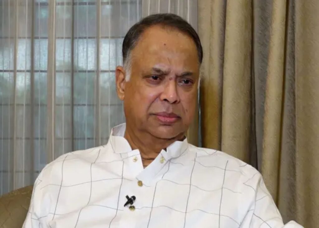 বিদ্যুৎ ও জ্বালানিমন্ত্রী ইকবাল হাসান মাহমুদ