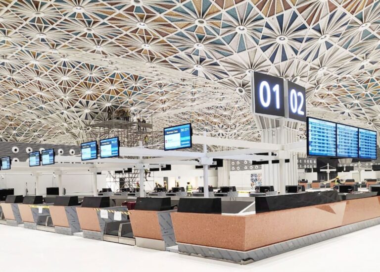 বেবিচককে ১৬৫০ কোটি টাকা পরিশোধের নির্দেশ