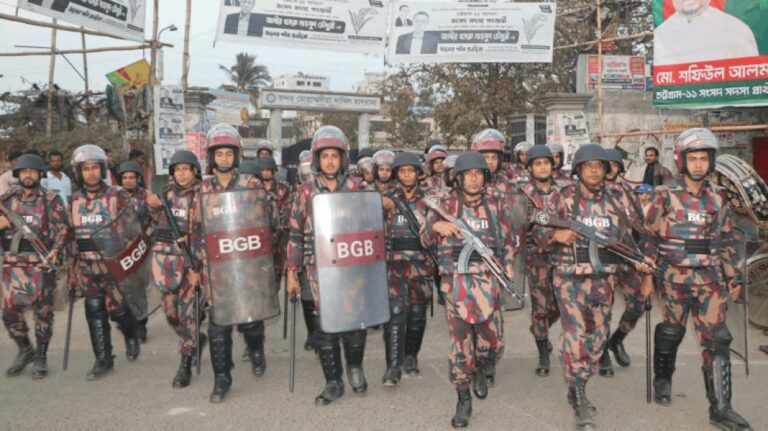 নির্বাচন ঘিরে চট্টগ্রামে ৭১ প্লাটুন বিজিবি মোতায়েন, টহল শুরু