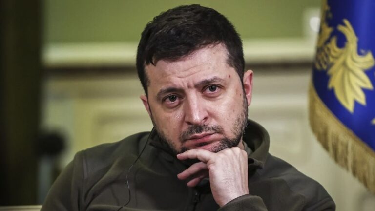 পুতিন তৃতীয় বিশ্বযুদ্ধ শুরু করেছেন, তাকে থামাতেই হবে: জেলেনস্কি