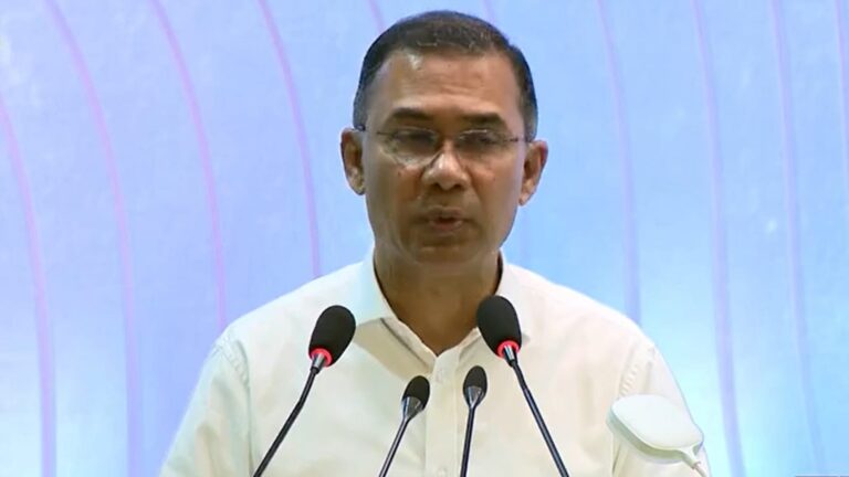 দুই দশক পর দিনাজপুরে নানা–নানির কবর জিয়ারত করবেন প্রধানমন্ত্রী