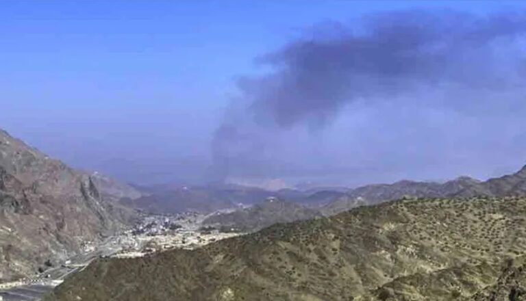 আফগানিস্তানে আবারো বিমান হামলা চালাল পাকিস্তান