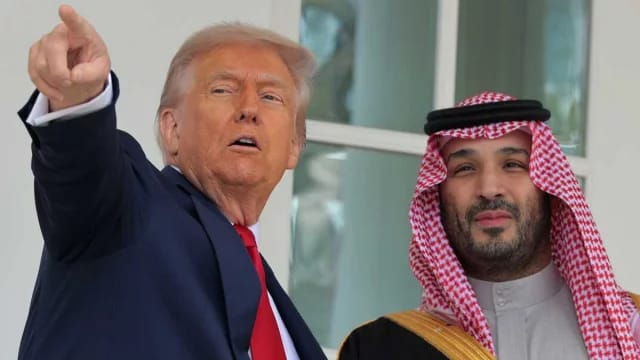 ইরানে কঠোর হামলা চালিয়ে যেতে ট্রাম্পকে পরামর্শ সৌদি যুবরাজের